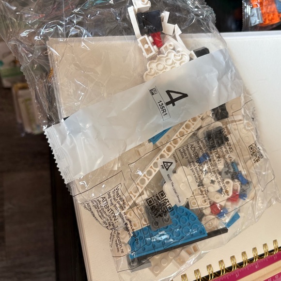 Lego Super Mario-Lakitu Sky World Expansion Set (Factory Sealed Bags 4 & 5 ONLY) - Picture 3 of 12